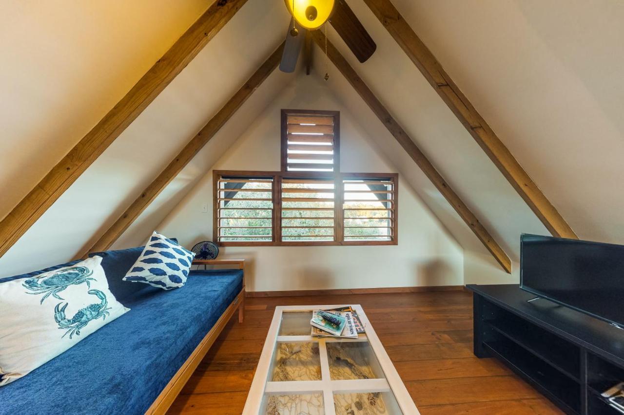 Inn The Trees Cabanas Placencia エクステリア 写真