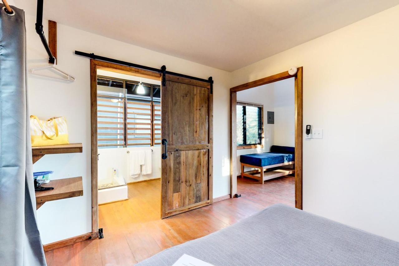 Inn The Trees Cabanas Placencia エクステリア 写真
