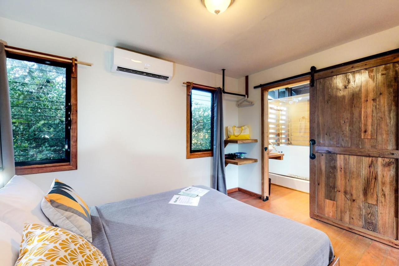 Inn The Trees Cabanas Placencia エクステリア 写真